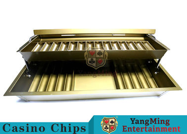 kopen 15 Rij Gouden Gele Kleur het Metaalcasino Chip Tray With Two Layer Casino Chip Holder van het 2 Laagnachtslot online vervaardiging