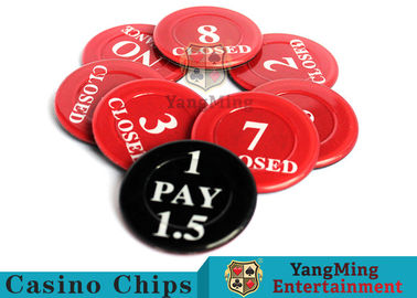 kopen Rode/Zwarte Anti - Fade Casino Game Accessories Reeks van de de Verzekeringscode van 40 Mm de Plastic online vervaardiging